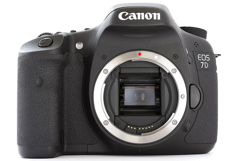 Canon EOS 7D + EF-S 18-55mm f/3.5-5.6 IS Lens (Professional Grade) - Tested & Certified (Pre-Owned)