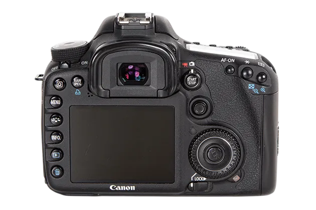 Canon EOS 7D + EF-S 18-55mm f/3.5-5.6 IS Lens (Professional Grade) - Tested & Certified (Pre-Owned)